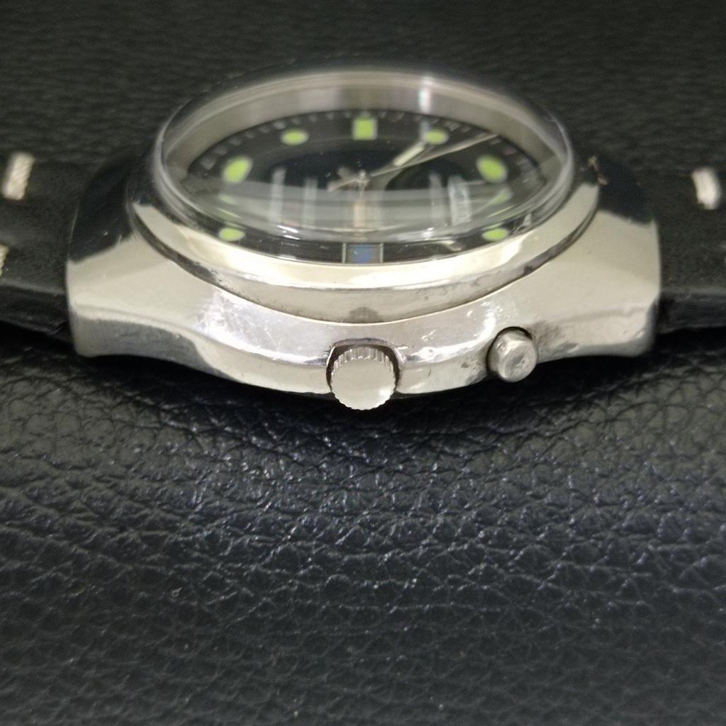 VINTAGE ORIENT AUTOMATIC 46943 JAPAN MENS BLACK COLOR DIAL WATCH a700716-5 R204-a700716