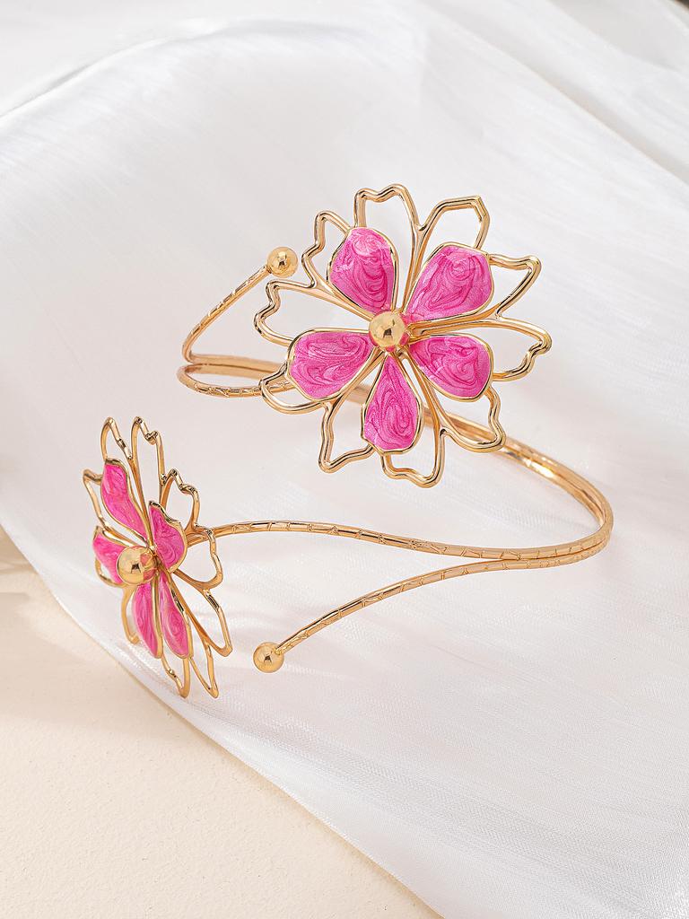 Natural Fashion Personality Exaggerated Irregular Pattern Hollow Flower Bracelet Feminine Temperament Versatile Armband