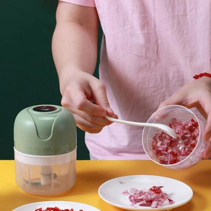 Wireless Electric Garlic Waterproof Press Plastic Simple Operation Electric Meat Grinder Kitchen Tools