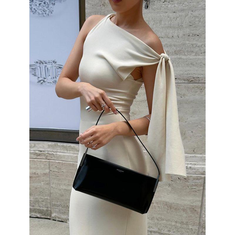 

Модное платье в стиле светской львицы с диагональным воротником, лентой и набедренным карманом Black S