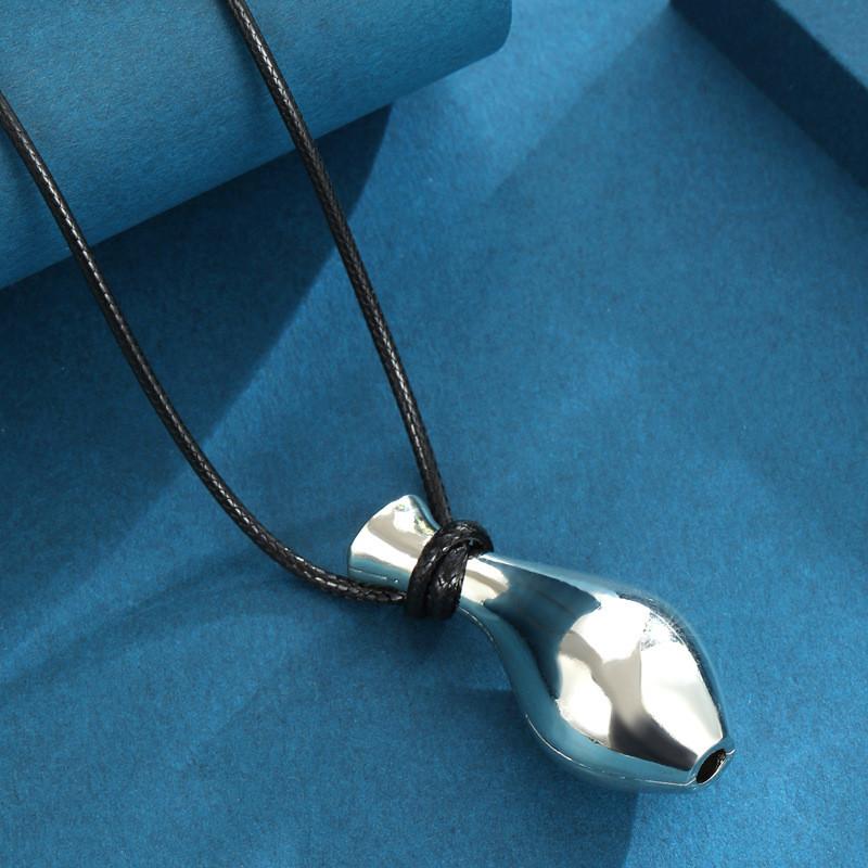 Elegant Personalized Black Rope Flower Vase Long Necklace For Women And Men Ideal For Autumn Winter Stylish Accessory For Any Outfit