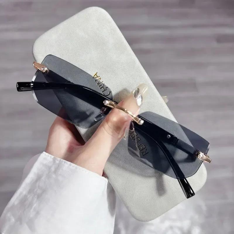 Trendy Metal Frameless Rectangle Sunglasses UV400 Protection Unisex Travel Street Photography Shades Glasses