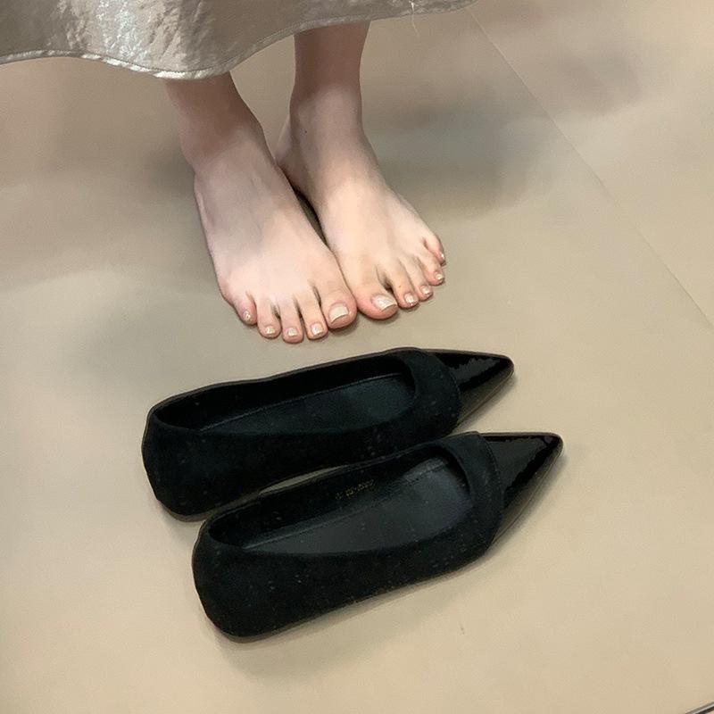 Spring and Summer 2025 New Flat Shoes French Versatile Pointed Inner Height Increase with Skirt Shallow Mouth Splicing Commuter Shoes