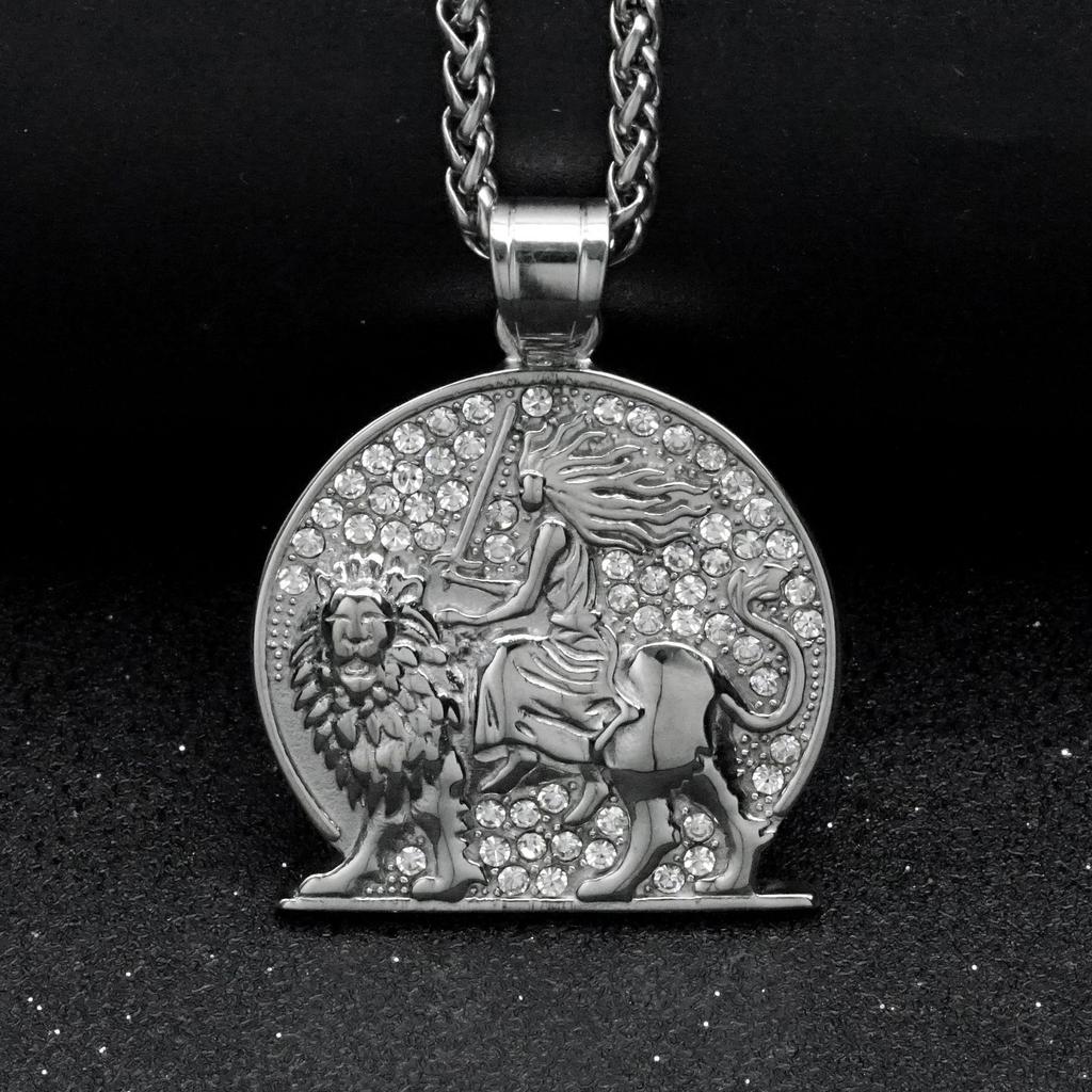 Pendant New Hip Hop Fashion Necklace Domineering Lion Knight Necklace