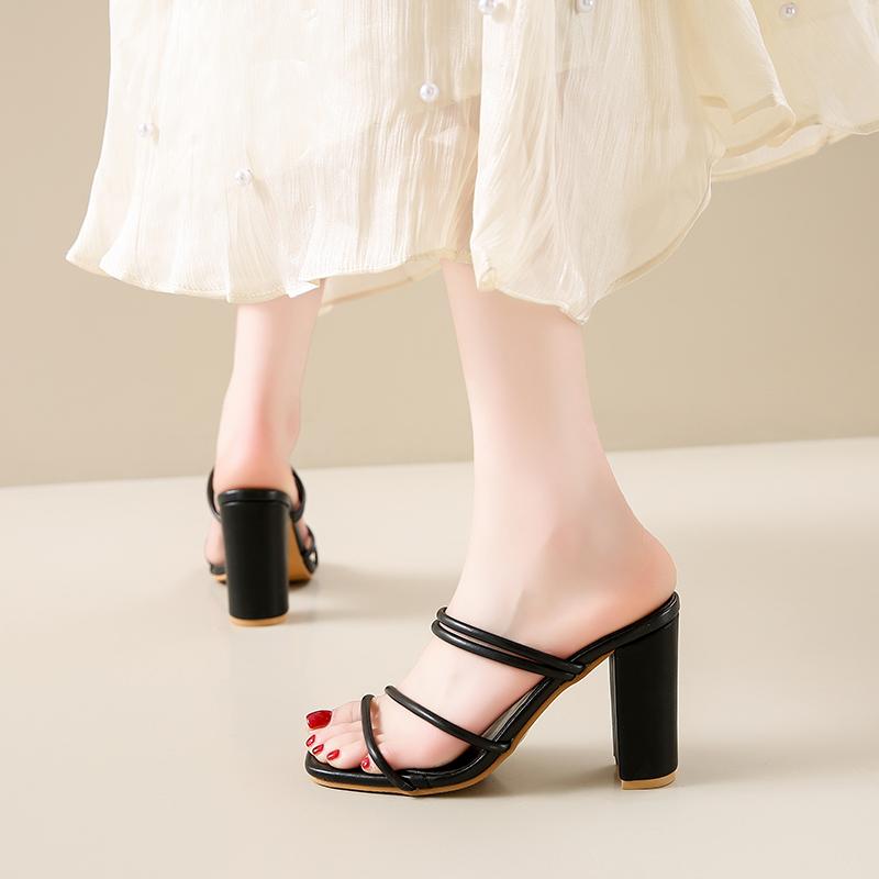 2025 New Summer Fashionable Sexy Coarse Heel Sandals Elegant Charming Banquet Party High Heels Slippers Trend All-match