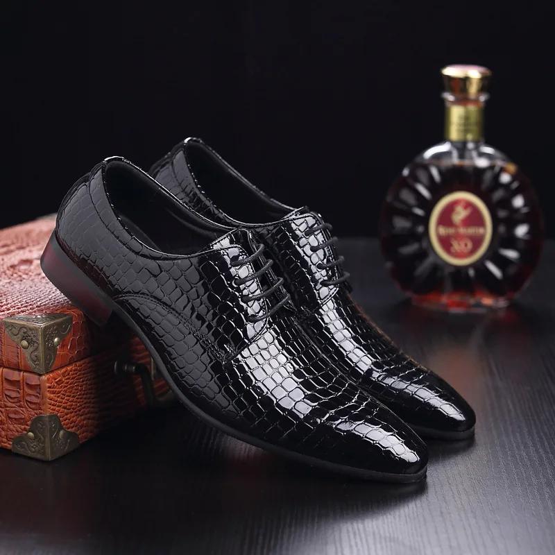 Fashion LuxuryGrain Mens Dress Shoes Slip-On Oxfords Leather Shoes Pointed Toe Formal Business Shoes Plus Size Casual Flats