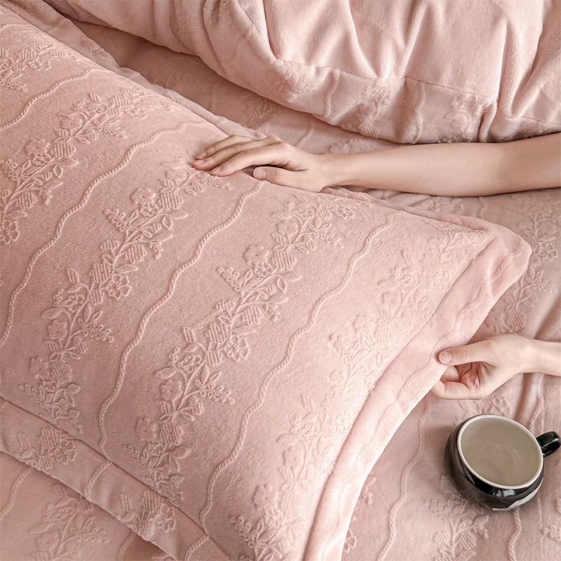 Winter Thickened Milk Bedding Set 3D Embossed Jacquard Soft Warm Luxury Bed Sheet Home