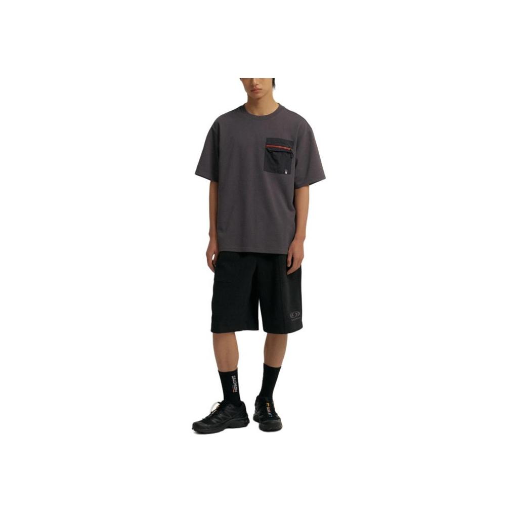 SALOMON Uni Link Pocket Round Neck Pullover Comfortable Short Sleeve T-Shirt Unisex Tops Deep-Charcoal LC2804200