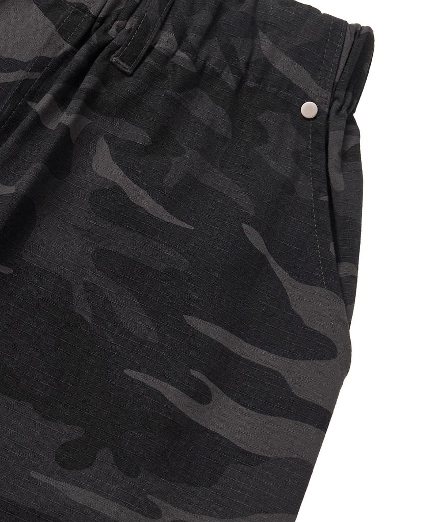 Masateu Rivet Cargo Bermuda Pants _ Dark Camo