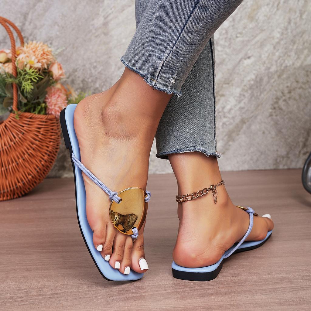 Large-size Flat-bottomed Shoes for Women - New Style Beach Sandals