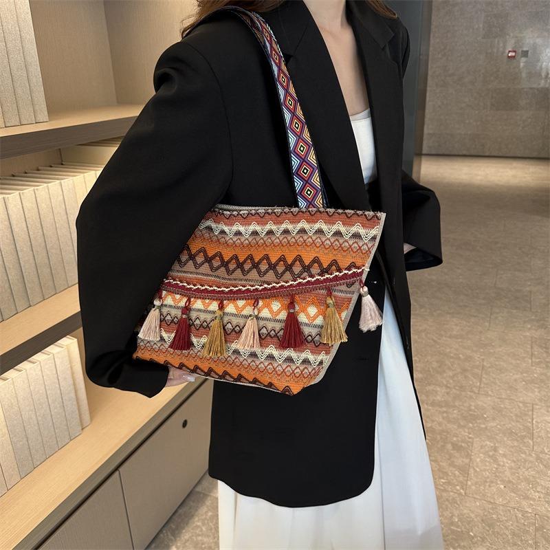 Bag women's autumn new simple casual commuter shoulder bag fashion trend tote bag large capacity women's bag