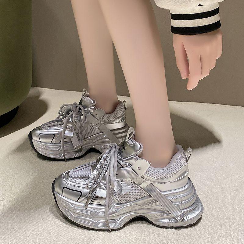 Large size dad shoes women 2025 silver new autumn mesh versatile thick sole breathable height increase casual sports shoes 42