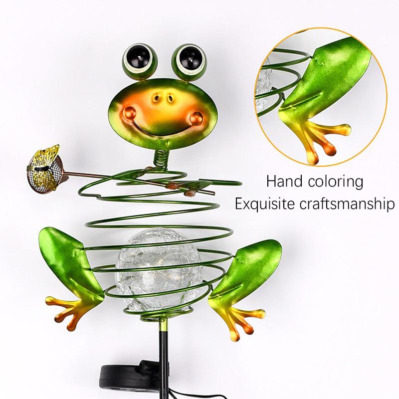 Solar LED Frog Animal Garden Lights Outdoor Waterproof Metal Stake Lawn Lights for Yard Park Villa Pathway Landscape Decoration