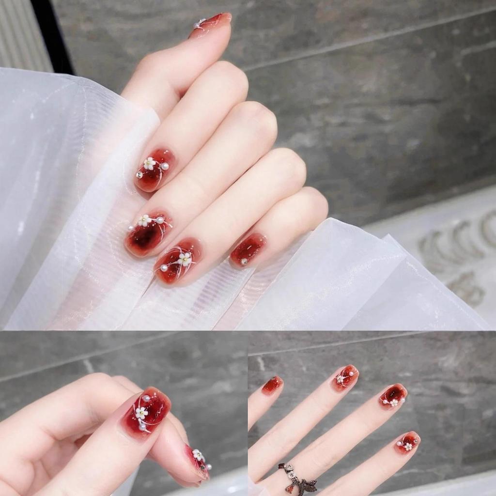Handmade Detachable Ice-Clear Red Gradient Flower Short Nail Tips