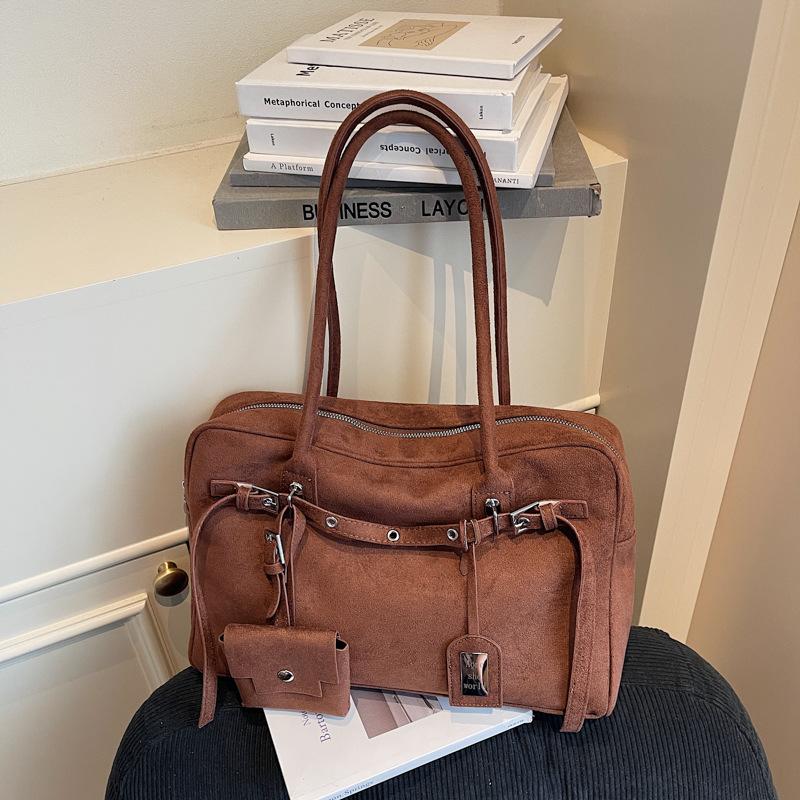 Underarm Bag Light Luxury Niche High-end Women's Bag 2025 New Trendy Retro Shoulder Bag Large Capacity Commuter Bag