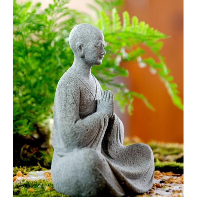 Praying Monk Statue Buddhas Statue Figurines Aquarium Decorations for Garden Outdoor Indoor Ornament Fish Tanks Decors