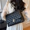 Quilted Large Chain Shoulder Bags For Women Trend Designer Crossbody Bags PU Leather Ladies Handbags Black White