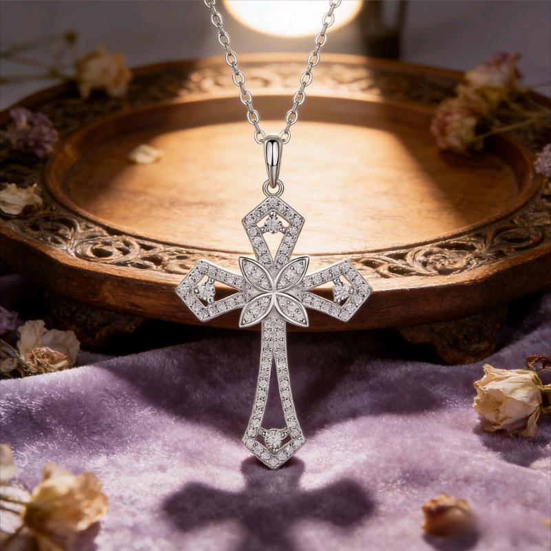

1PC Retro Hollow Flower Cross Necklace Female, Classic Fashion Light Luxury High Sense Cross Collarbone Chain серебряный