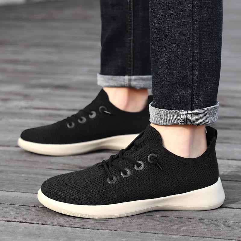 Chaussures de sport universelles en maille respirante pour hommes et femmes à pieds larges simples Chaussures plates décontractées légères Chaussures de marche d'été fraîches