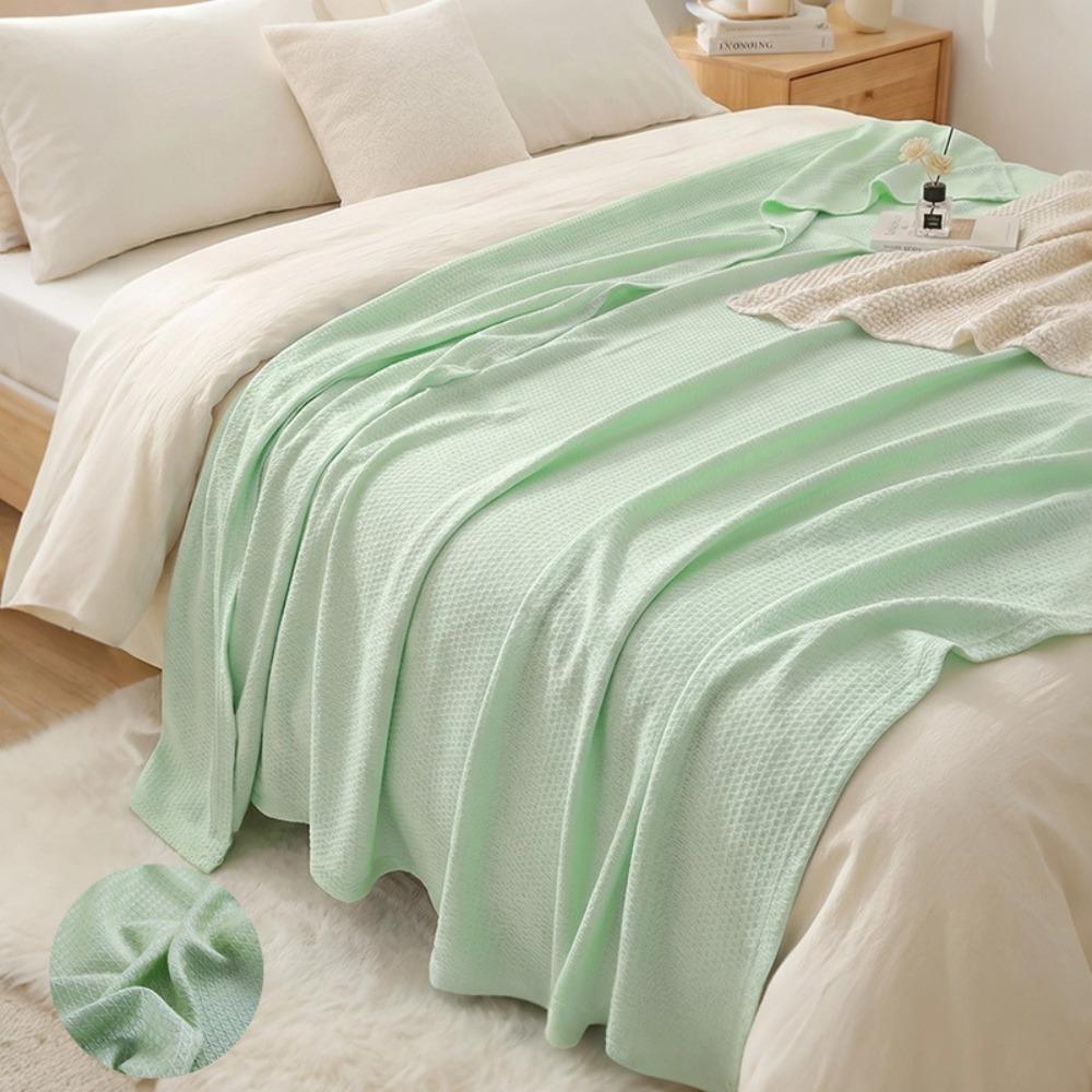 Rhomboid Pattern Summer Cooling Blanket Thin Summer Quilt  Machine Washable 39.37x59.06 in