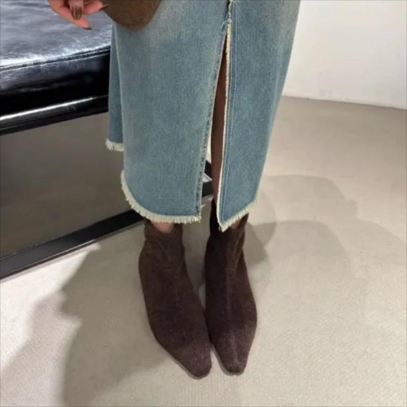 

Модные женские модные плоские хлопковые ботинки зимние новые с острым носком из замши на мягкой подошве противоскользящие износостойкие короткие ботинки 39