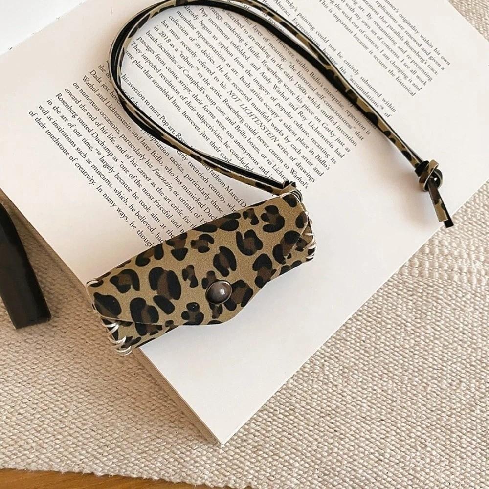 

Collarbone Chain Leopard Choker Pendant Storage Lipstick Jewelry Clavicle Chain Women Circle Coffee