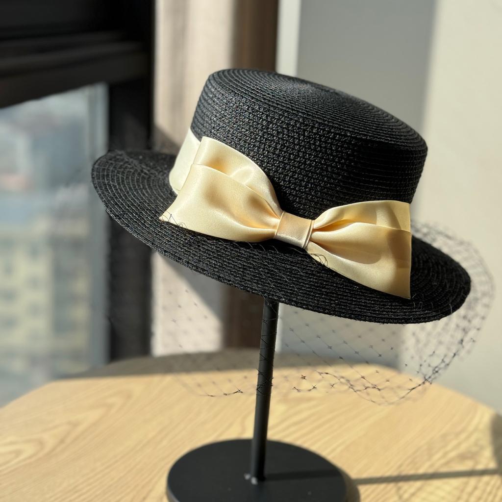 Elegantní bílý cylindr Dámský sluneční klobouk Síťovaná mašle Dovolená Ležérní slaměný klobouk Sluneční klobouk Léto