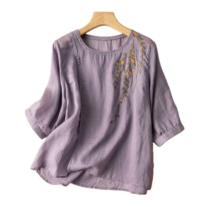 New Retro Embroidered Cotton and Linen Mid-sleeved T-shirt for Women In Summer Loose Age-reducing Slimming Casual Temperament Top