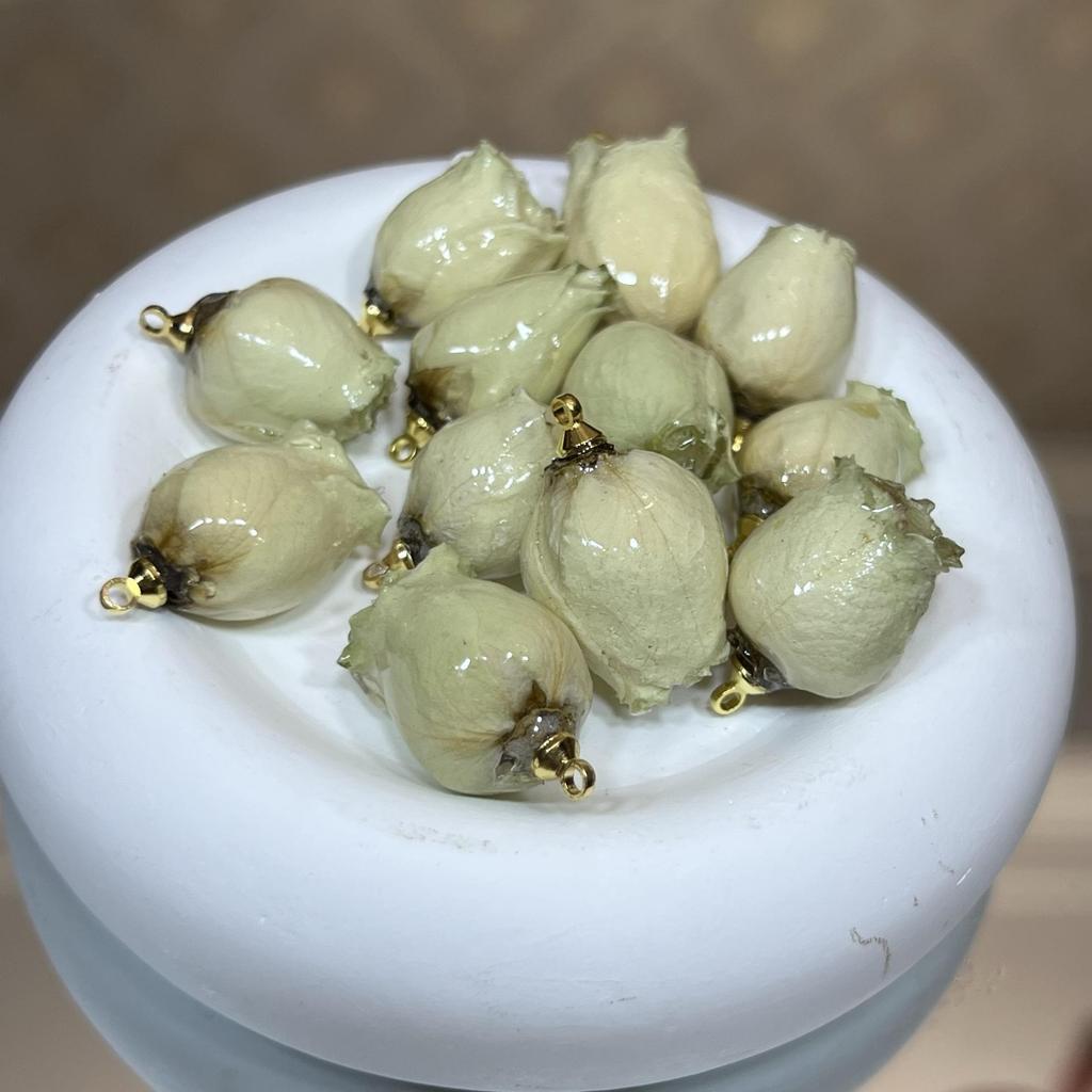 Rose-Dyed Epoxy Resin Flower Heads for DIY Earrings & Bracelets, Real Dried Semi-Finished Ornaments