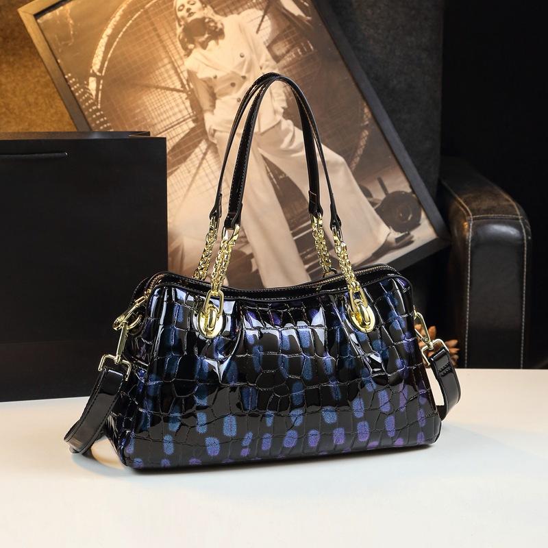 Fashion Crocodile Pattern Women S Bag Atmospheric Soft Leather Mother Bag Crossbody Underarm Shoulder Crossbody Bag