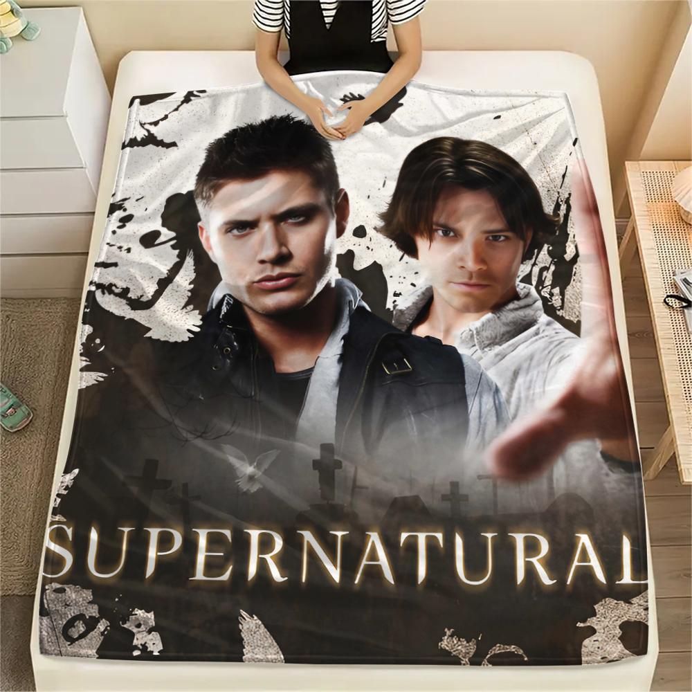 

1PC Supernatural Print Flannel Blanket, High quality All Seasons, Home Decor, Warmth and Comfort, Perfect for Christmas Gifts 80cm x 120cm