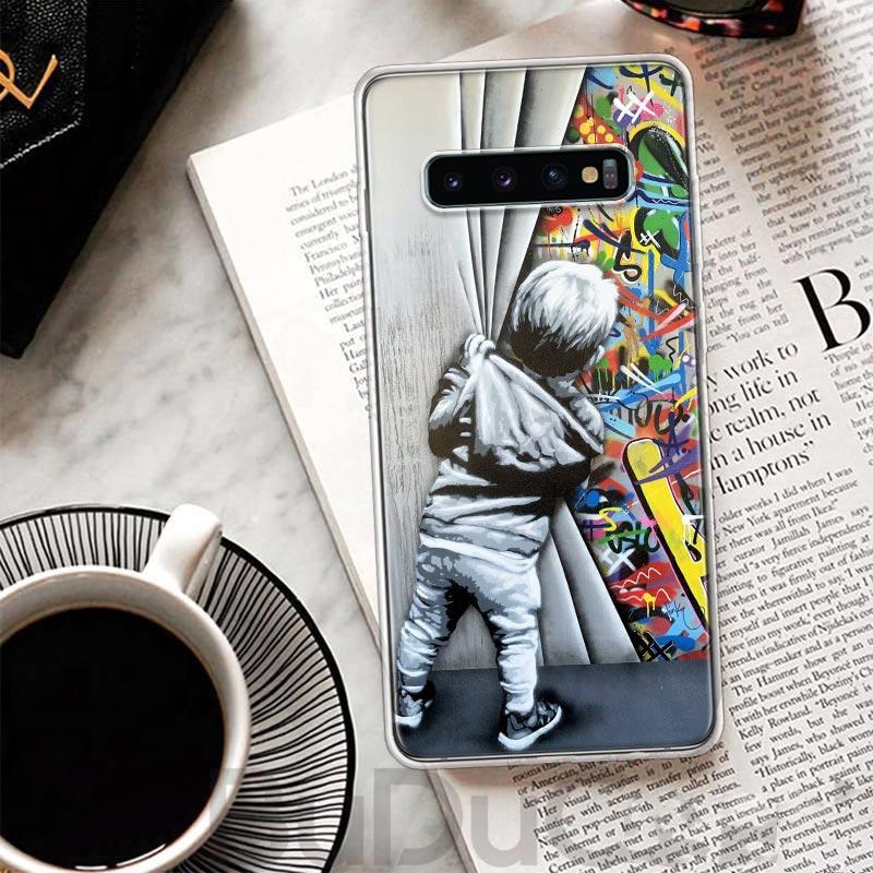 

Banksy Graffiti Art Cover For Samsung Galaxy S23 S22 S24 S25 Ultra Phone Case S21 Plus S20 FE S10 + S25Ultra Print Fundas S23 S2 Samsung S24