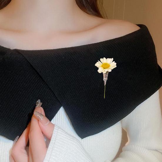 Bouquet Brooch Artistic Vase Shape Lightweight Alloy Insert Real Dried Flowers Decorative Brooch Wearable Flower Accessory