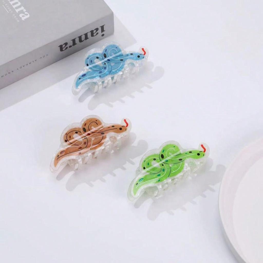 1pc Amber Caramel 1pc Acetic Acid Cartoon Cute and Bizarre Small Snake Grab Clip Personalized High End Shark Clip