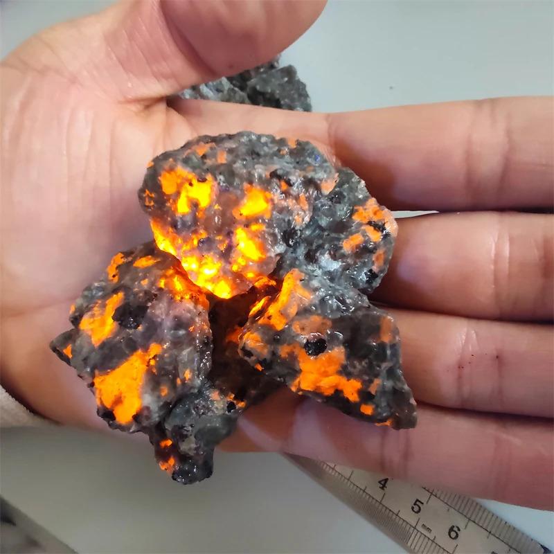 Energy Flame Stone, Natural Yooperlites Raw Stone, Fluorescent Stone, Aromatherapy Stone, Home Decor Ornament