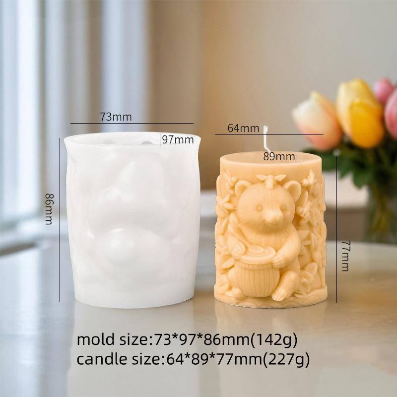 3D Cute Squirrel Aromatherapy Candle Mold DIY Creative Simulation Koala Relief Cylinder Resin Mold Cement Gypsum Home Decoration