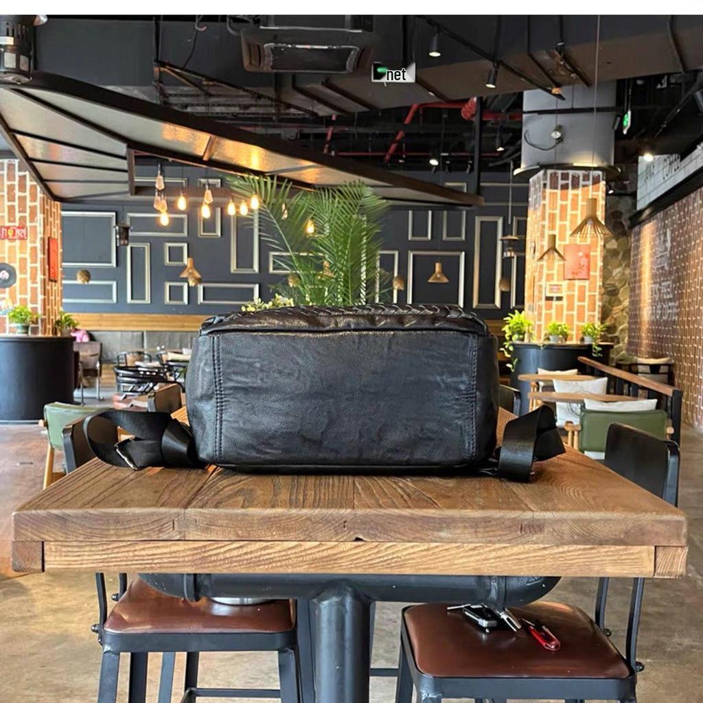 Men's Large Capacity Woven Backpack: 15-Inch Business Laptop Bag for Travel and Commute