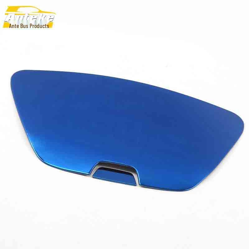 

CS55 Крышка ящика для хранения на передней панели и декоративная наклейка на центральную консоль