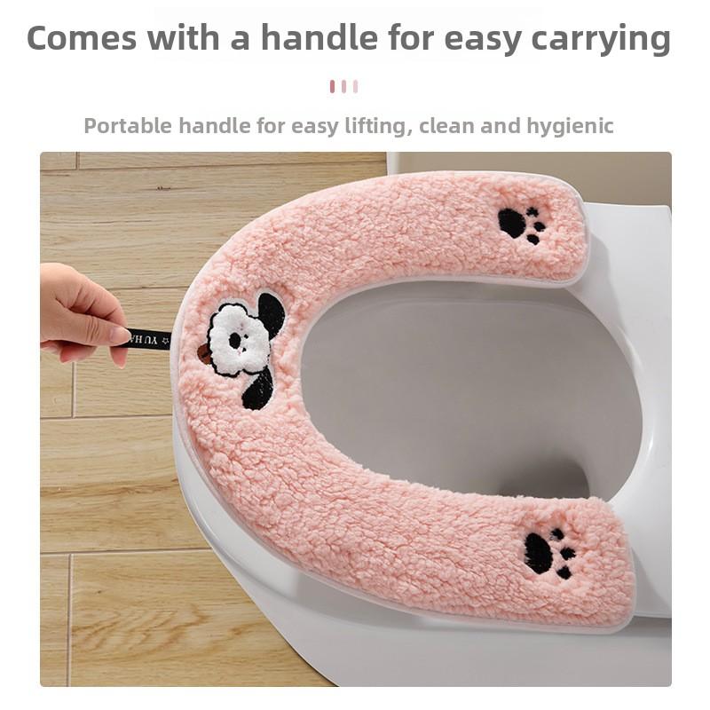 Creative Puppy Keeps Warm in Winter, Cute At Home, Anti-fouling Toilet Mat with Handle