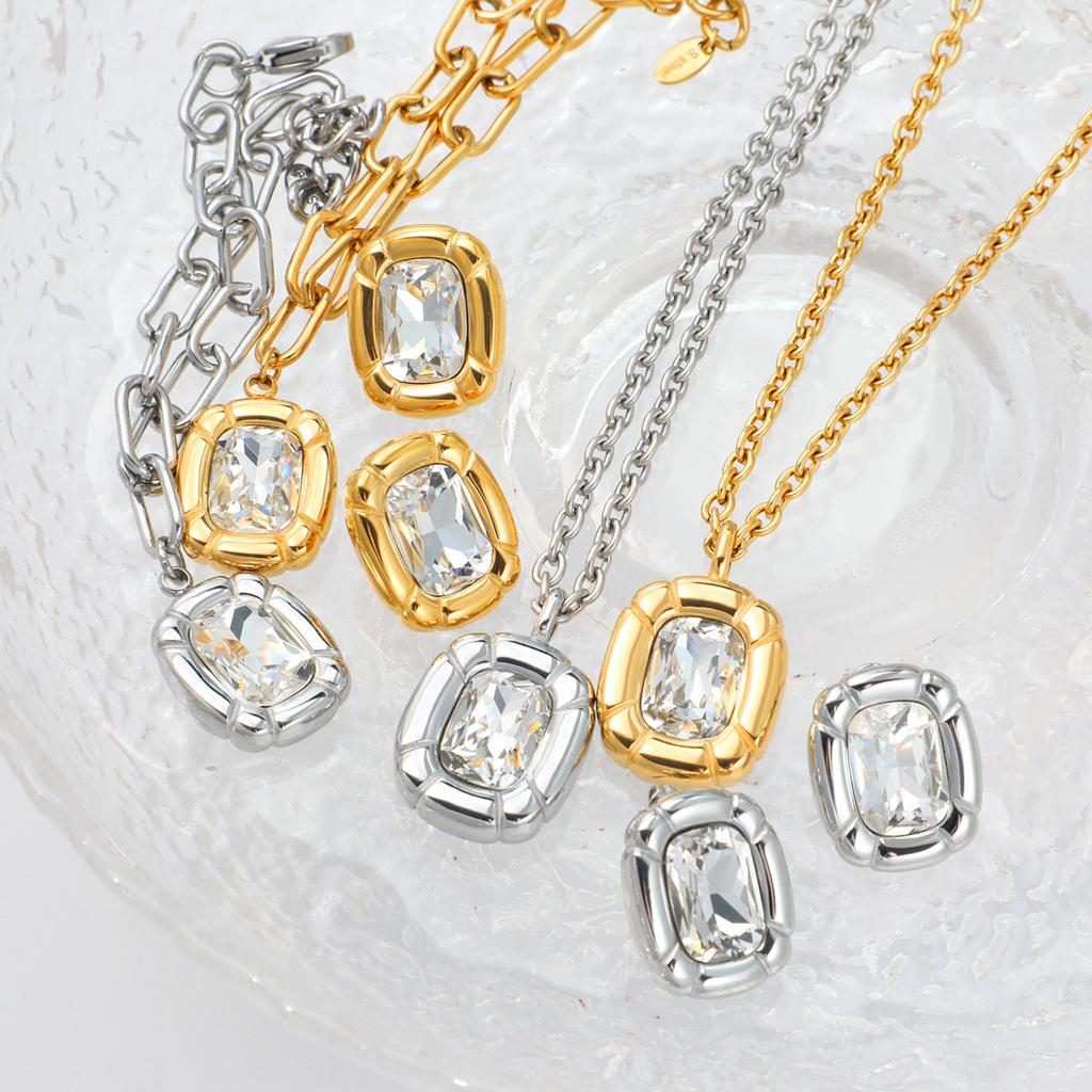 Keen-on Necklace Earring Set Cubic Zirconia Square Pendant Fashionable Personalized PVD Plating Selected Zircon Wholesale New