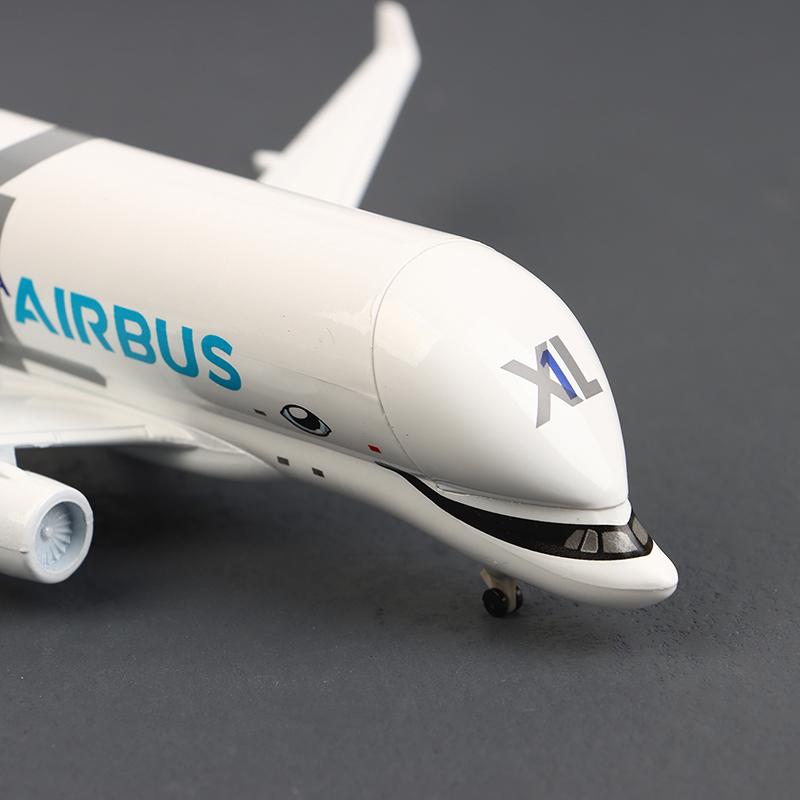 20cm Bílý velrybí transportní letoun A300-600 Beluga Airlines Model letadla Transportní Beluga Odlitek ze slitiny Model letadla Hračka