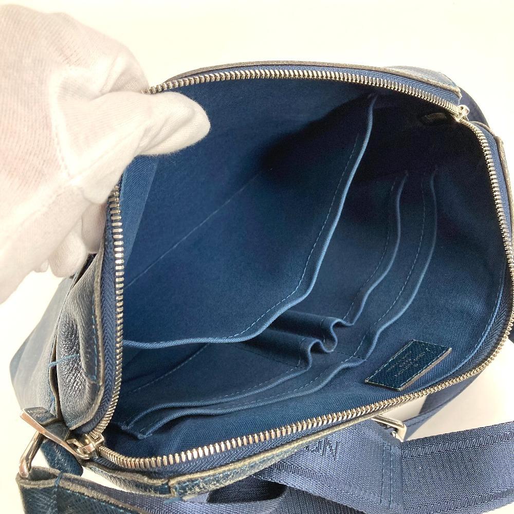 Louis Vuitton M30236 Taiga Gregory Crossbody Shoulder Bag Leather Océan blue