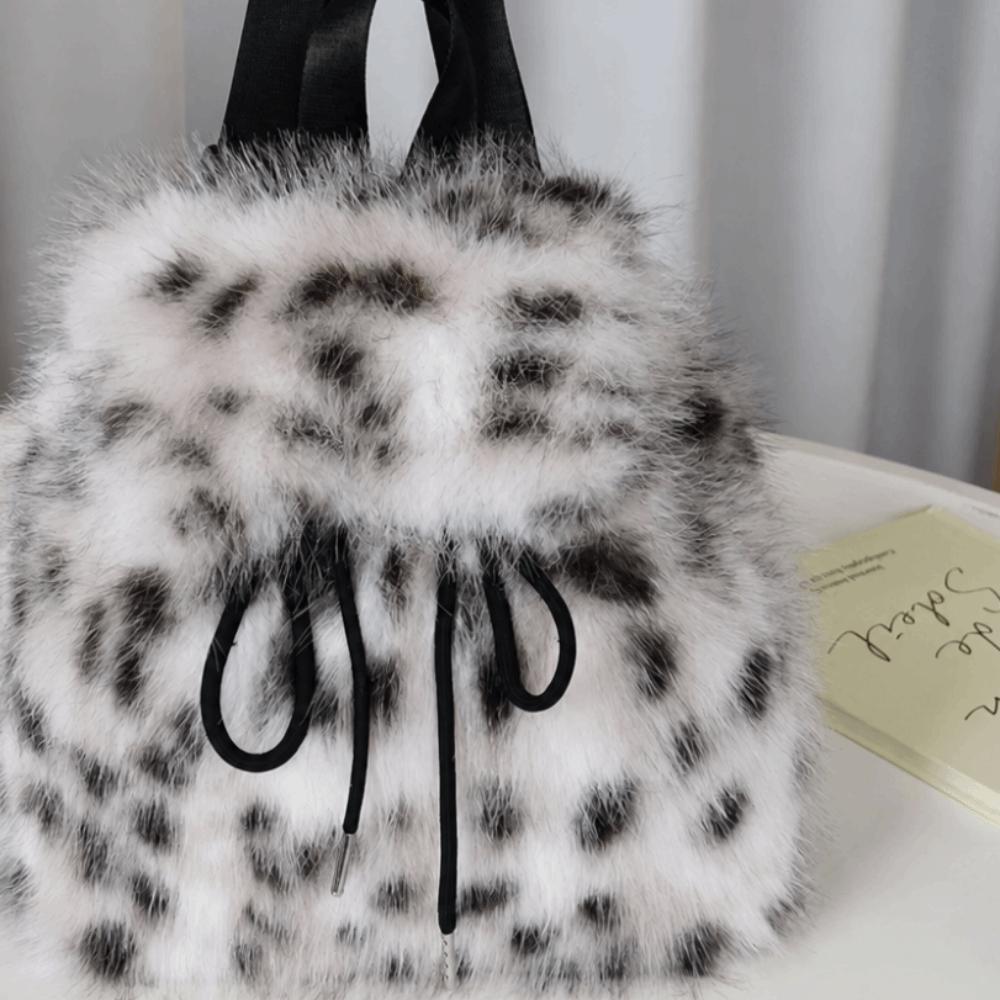 Drawstring Mini Daypack Adjustable Closure Plush Knapsack Y2k Fashion Faux Fur Backpack Travel