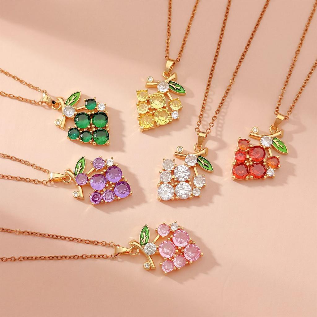 Summer Light and Fresh Colored Grape Necklace Accessory for Women with Simple and Elegant Design. Titanium Steel Necklace.