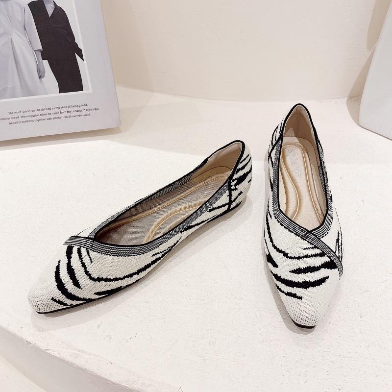 

Новые женские вязаные туфли-лодочки с перфорацией, на мягкой подошве и с летающей тканой мягкой подошвой 40