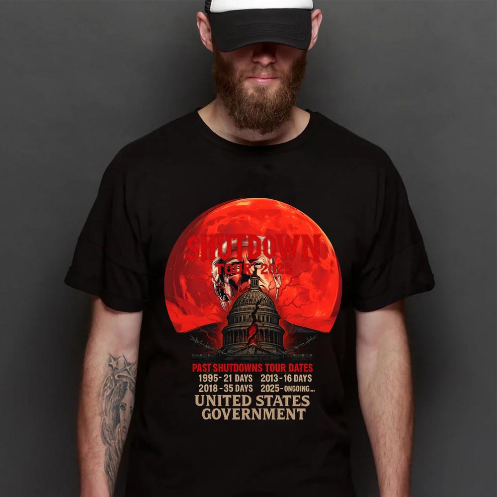 Trump T-Shirt, Shutdown Tour 2025 Shirt, US Government Shutdown Graphic T-Shirt Unisex T-Shirt L