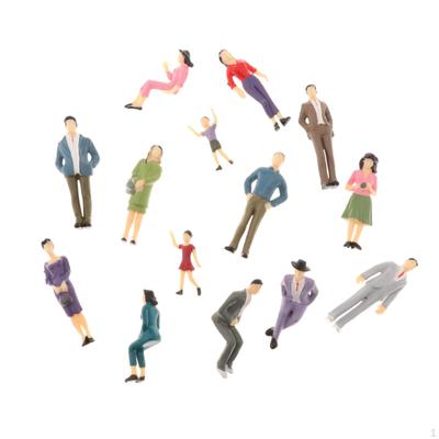 14 Stück 1:25 Maßstabsmodellbahn-Anlage Miniatur-Personenfiguren G-Figuren