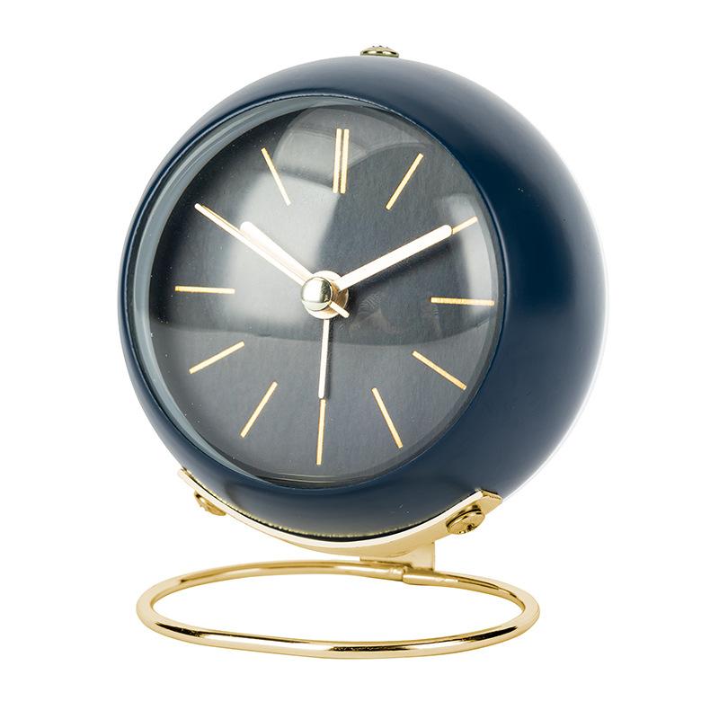 European Metal Alarm Clock Simple Creative Clock Mute Electronic Clock Living Room Bedroom Seat Clock