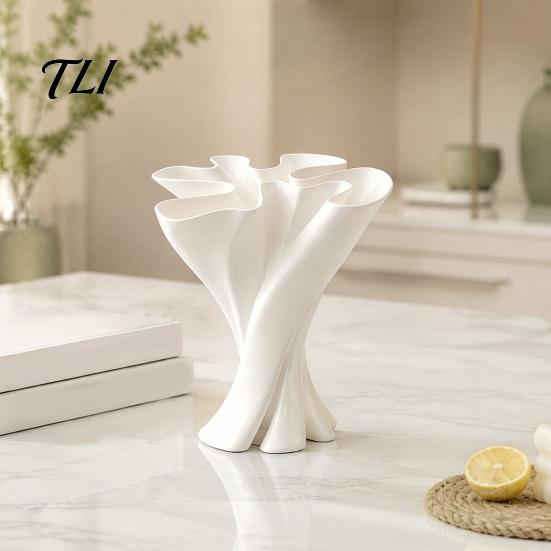 Ceramic Vases for Fresh Flowers Branches Twisted Flower Vase, 3D Printed Irregular Table Decor, Creative Holiday Gifts Lovers Modern Decorative