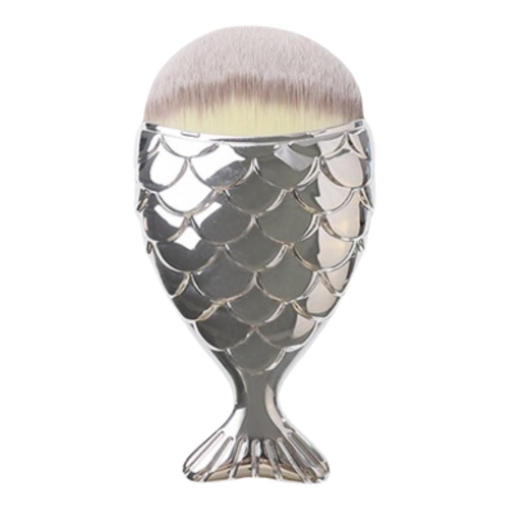 

Tools Fishtail Makeup Foundation Brush Soft Bristles Plastic Material Woman Girl серебряный